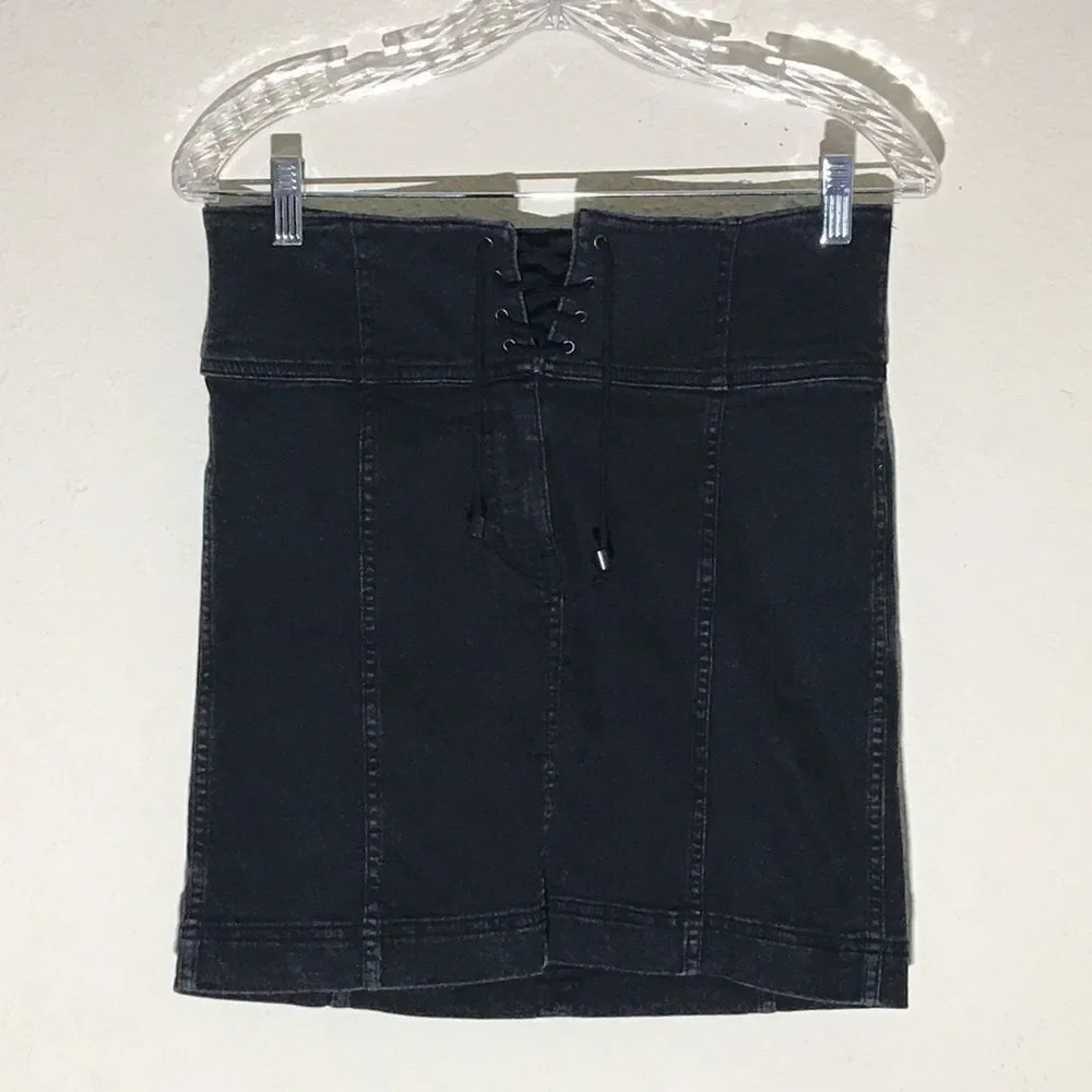 Womens Free People Jean Denim Stretchy Black Skirt Tie Front Detail Size 6
